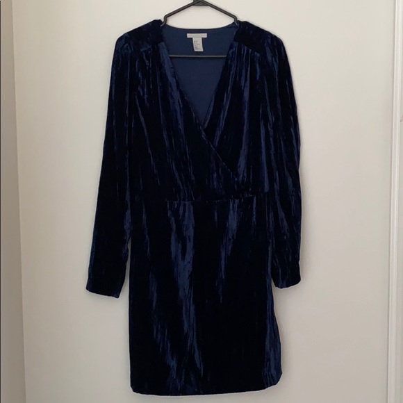 H&M Crushed Velvet Navy Blue Mini Dress - Picture 2 of 12